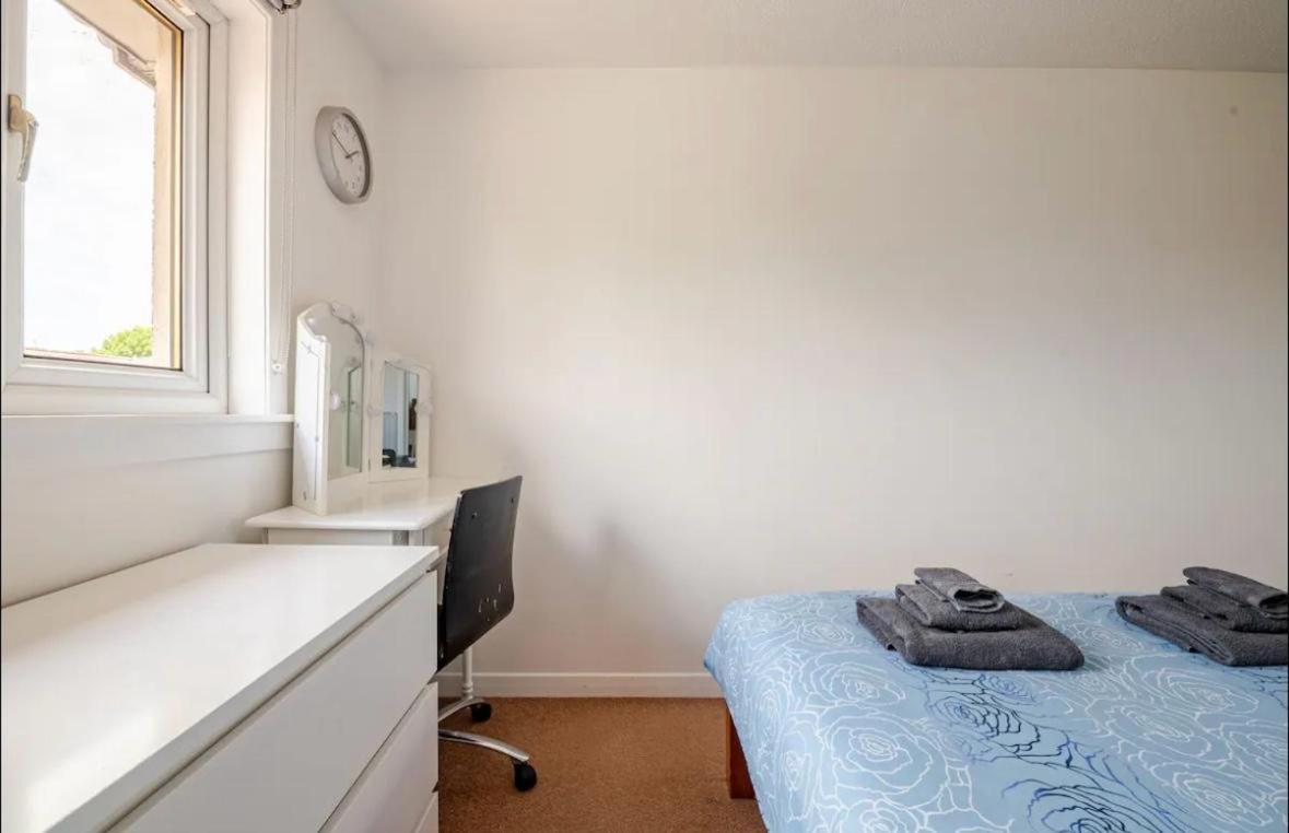 Little France House Room2 Эдинбург