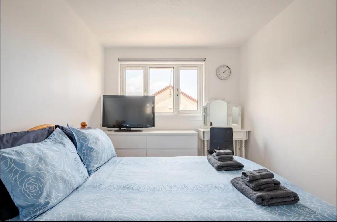 Проживание в семье Little France House Room2